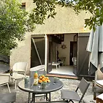 Mini-villa A 1 Minute De La De Santa Giulia ヴィラ *