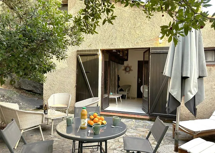 Mini-villa A 1 Minute De La De Santa Giulia 别墅 *